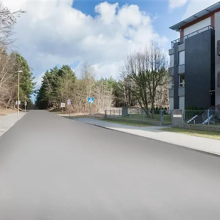 Baltycka By Renters Apartment